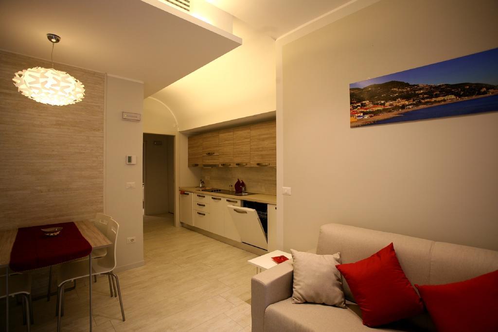Nina Casa Vacanze Finale Ligure Cameră foto